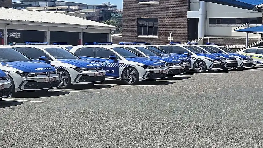 South-africas-durban-metro-police-cars-vw-golf-gti

South Africa's Durban Metro Police Got 50 New Volkswagen Golf GTIs
